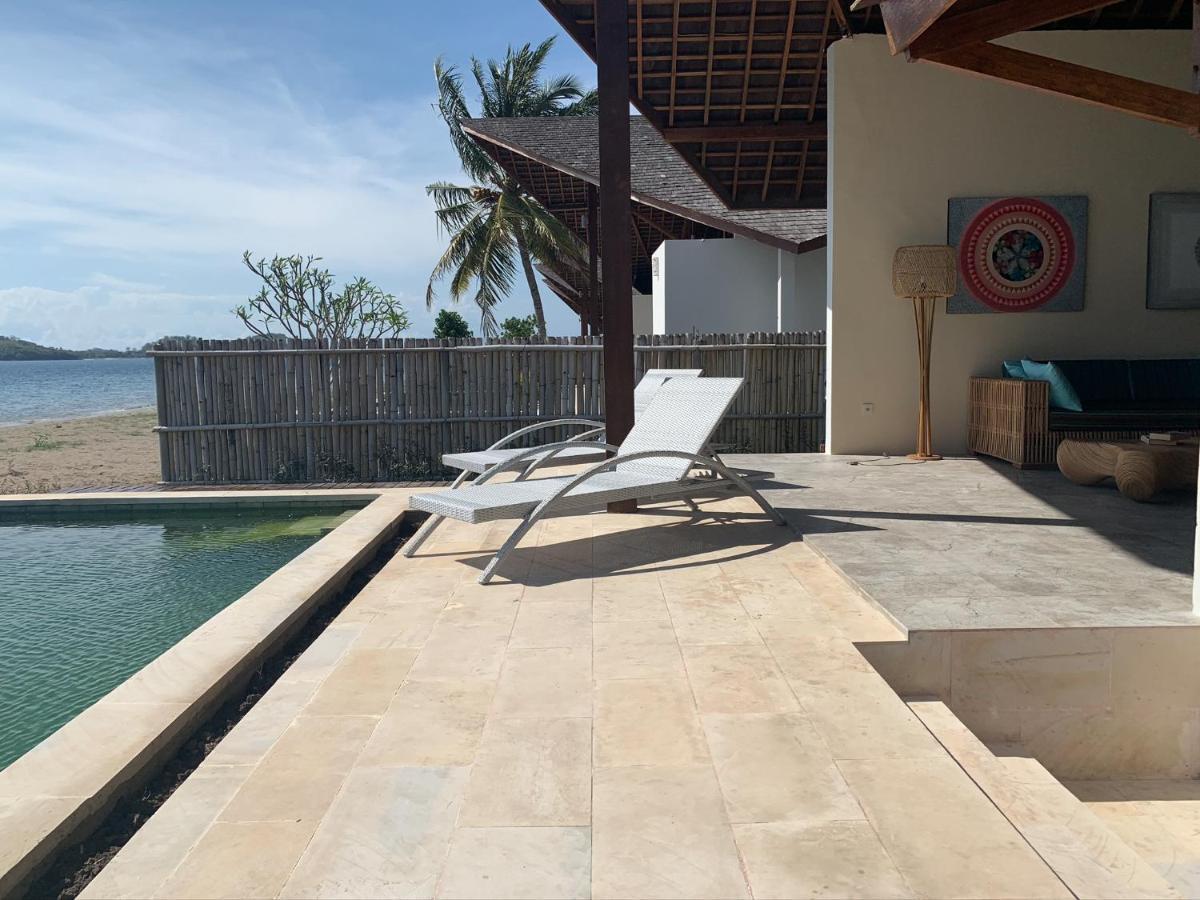 The Club Villas Lombok Sekotong Exterior photo